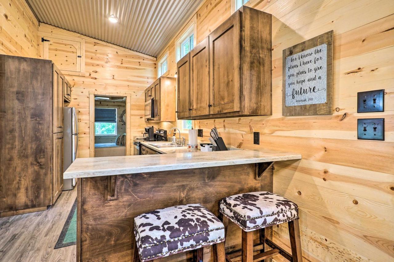 Stylish Cabin By Beavers Bend Hot Tub And Fire Pit Broken Bow Eksteriør bilde